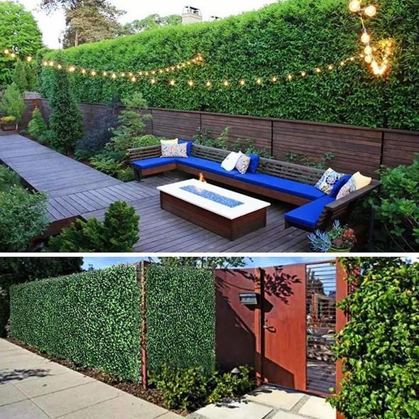 Expandable Faux Grass Fence